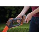 Cortabordes POWERCOMMAND Easy Feed con una batería Black+Decker