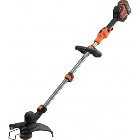 Cortabordes POWERCOMMAND Easy Feed con una batería Black+Decker